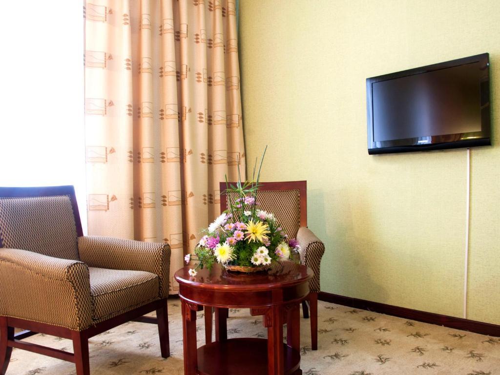 Golden Valley Hotel Taškent Pokoj fotografie
